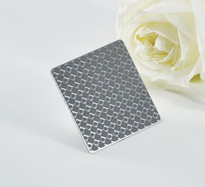 Grade 201 Mirror Surface Embossed Stainless Steel Sheet with Double PVC Film for Decorative Applications
