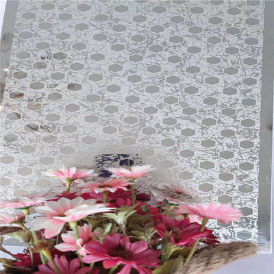 Good price Super Mirror Finish 304 Stainless Metal Sheet with 0.95MM Thickness and Silver Etched Surface online